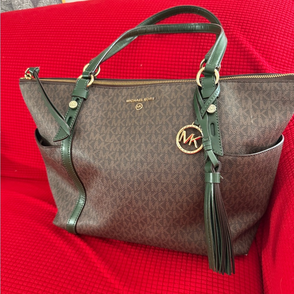 Michael Kors Green and Brown zipped Tote Bag